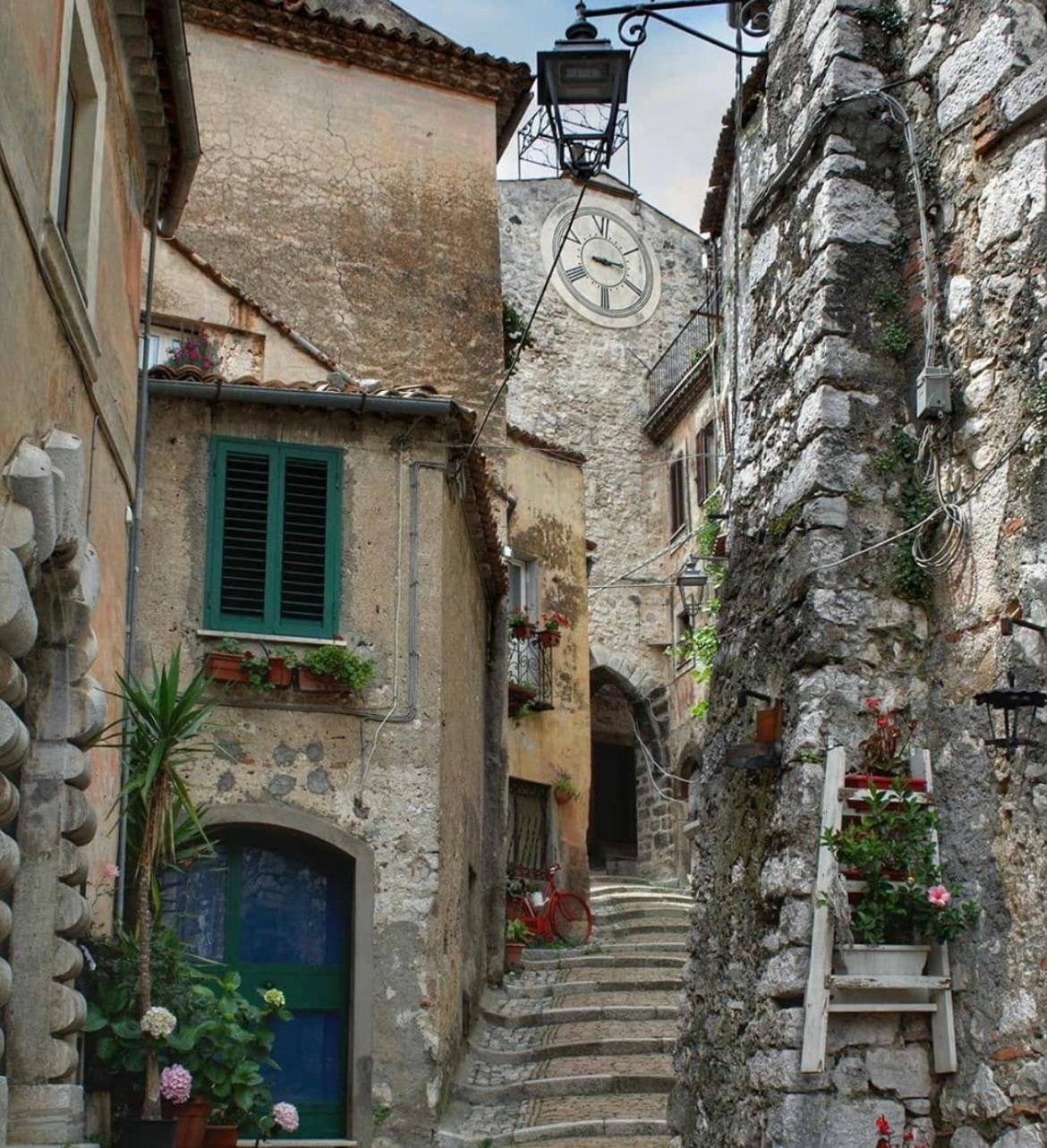 Residenza Il Panorama Della Ciociaria Bed & Breakfast Castro dei Volsci Bagian luar foto