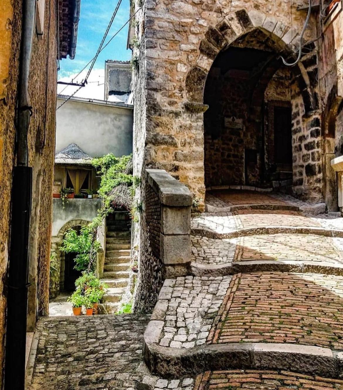 Residenza Il Panorama Della Ciociaria Bed & Breakfast Castro dei Volsci Bagian luar foto